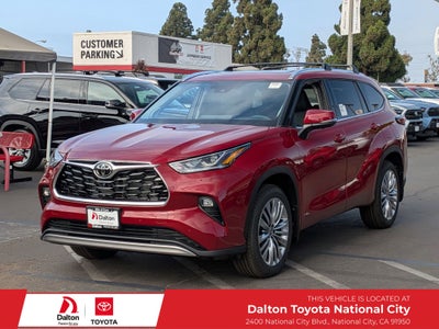 2026 Toyota Highlander Hybrid Platinum