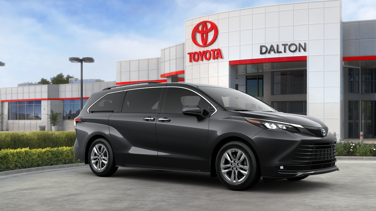 2025 Toyota Sienna XLE