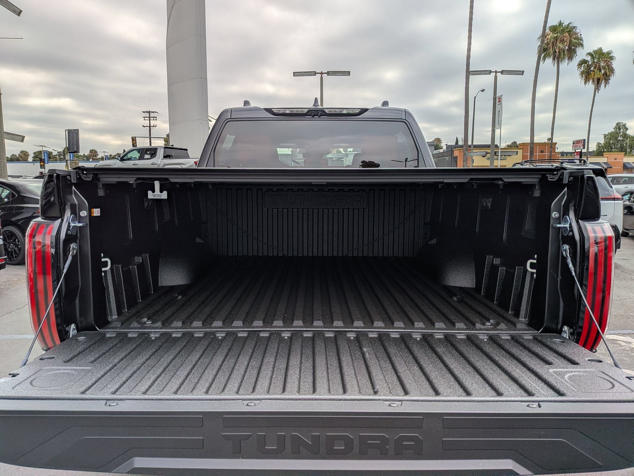 2026 Toyota Tundra i-FORCE MAX Tundra TRD Pro