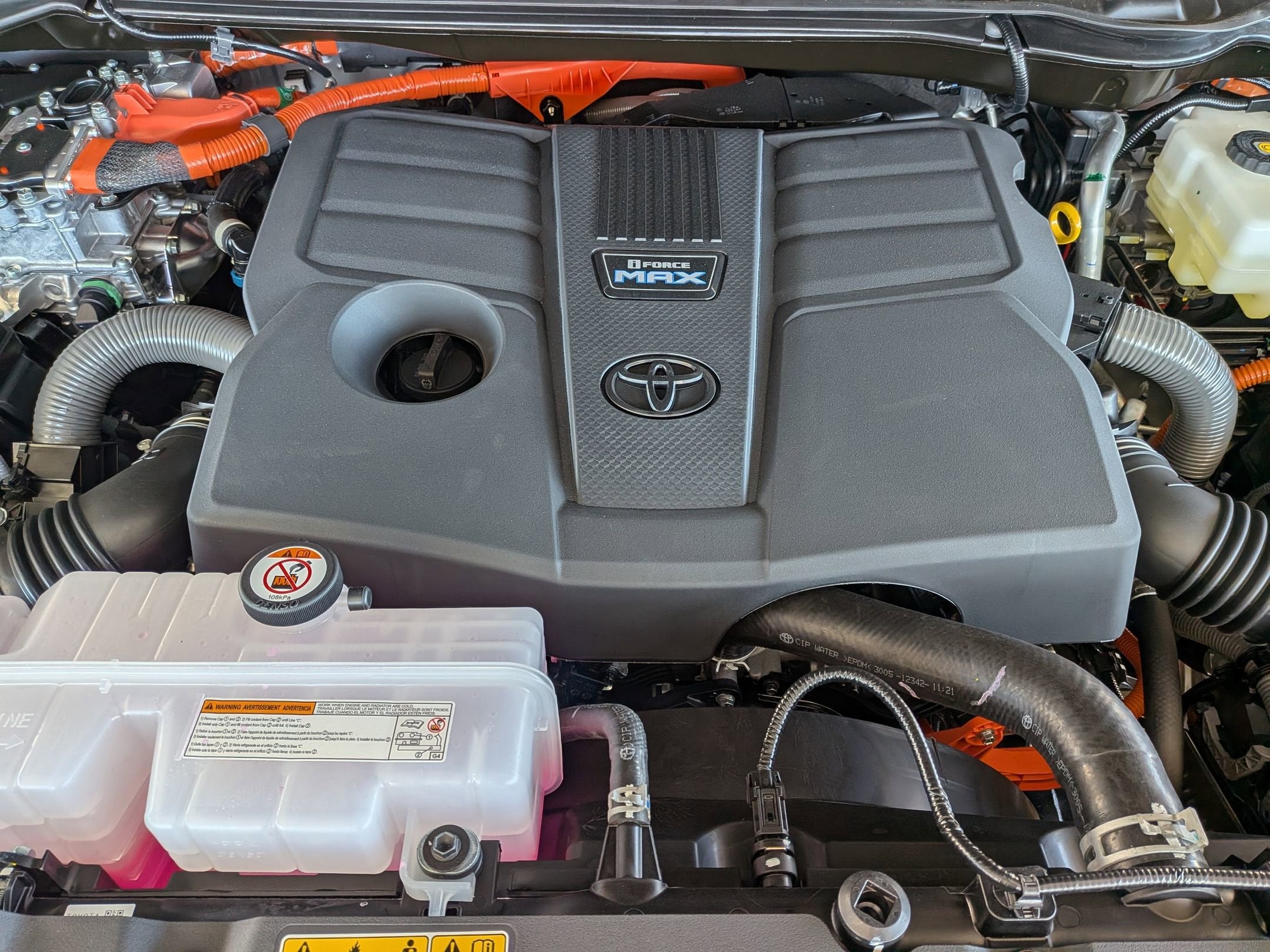 2026 Toyota Tundra i-FORCE MAX Tundra Limited