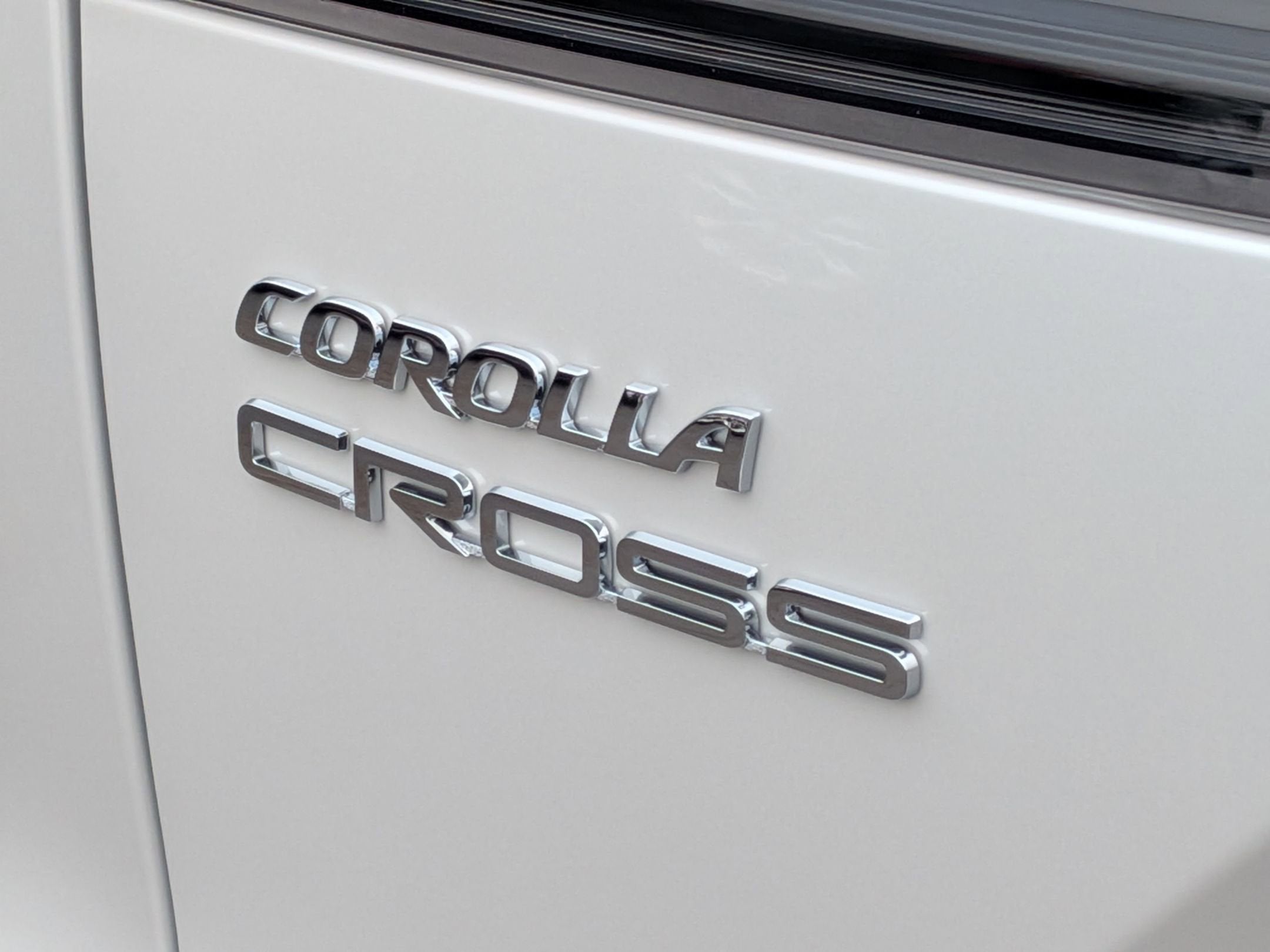 2026 Toyota Corolla Cross LE