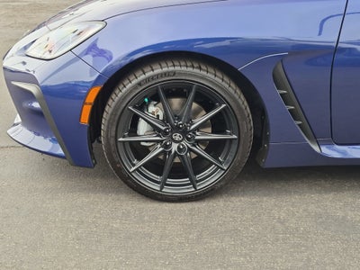 2026 Toyota GR86 Premium AT