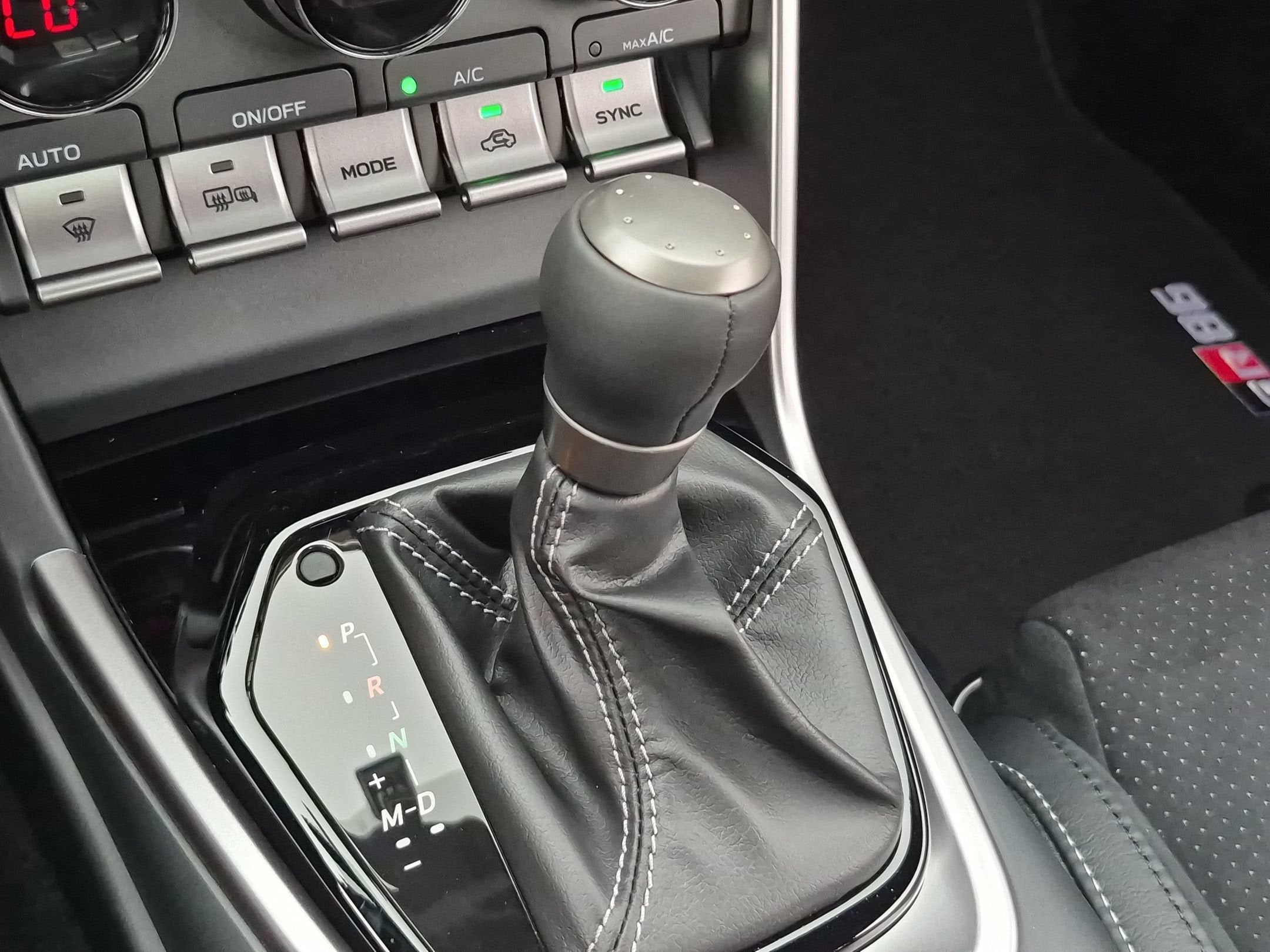 2026 Toyota GR86 Premium AT