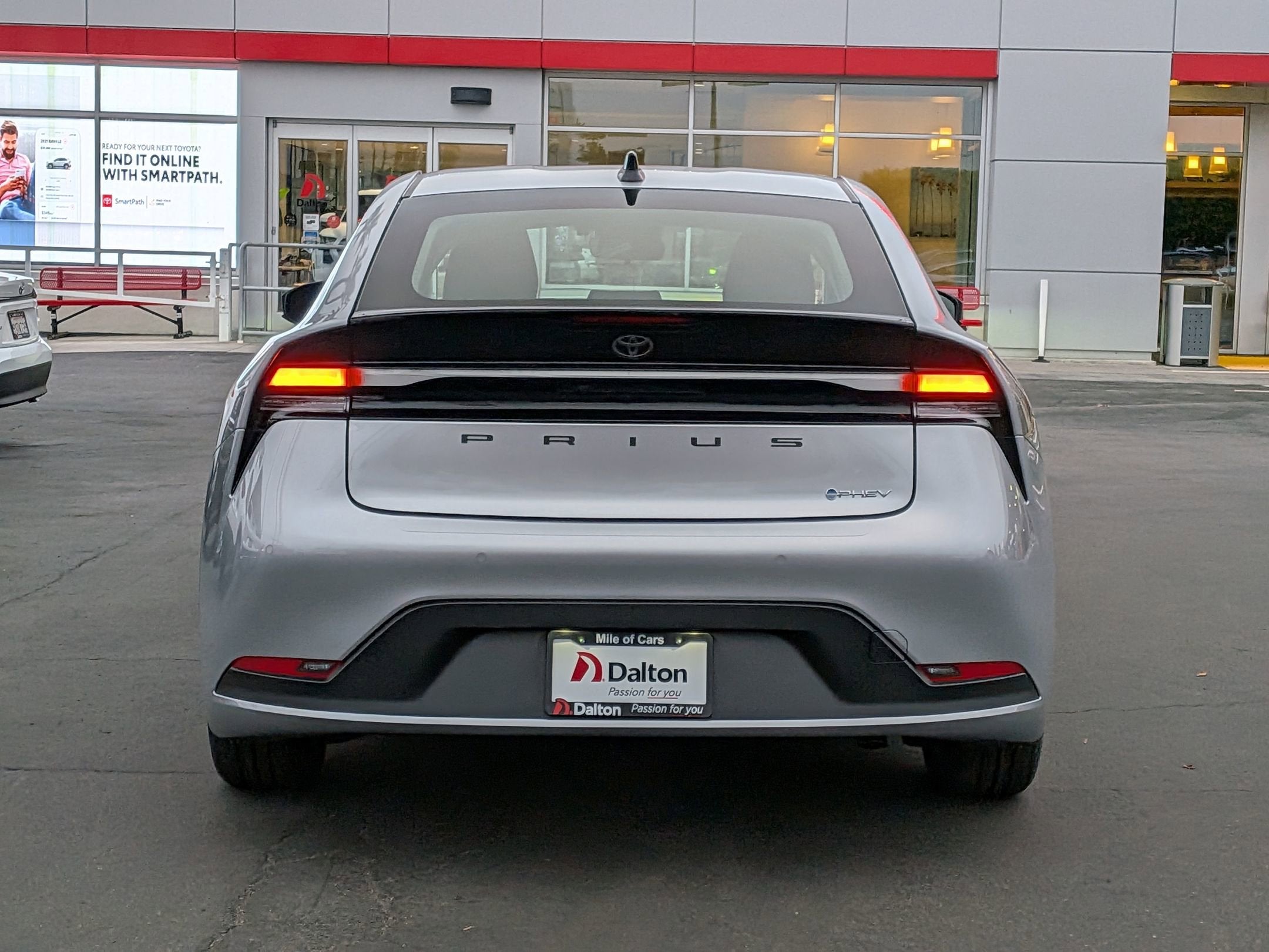 2026 Toyota Prius Plug-in Hybrid SE