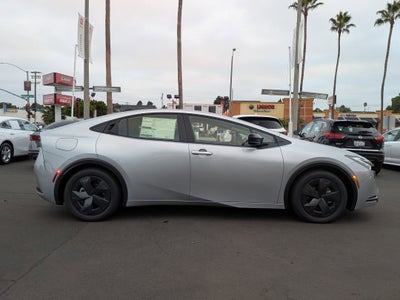 2026 Toyota Prius Plug-in Hybrid SE