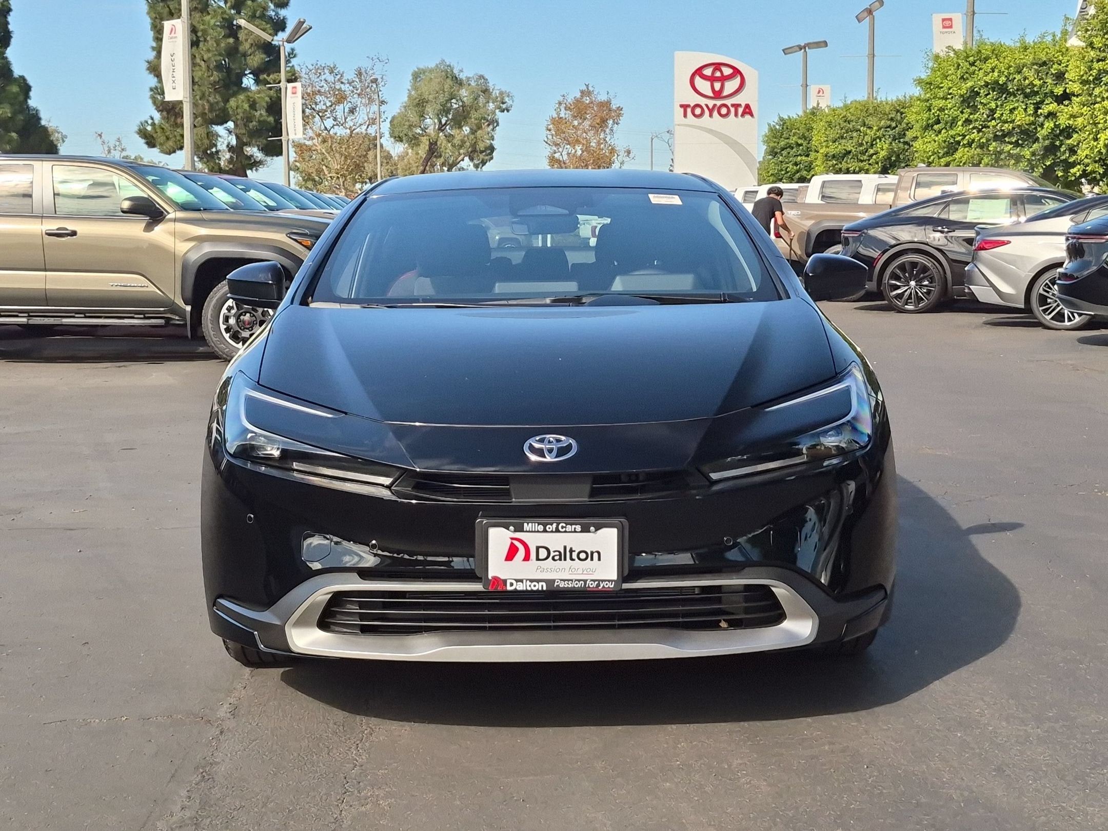 2027 Toyota Prius Plug-in Hybrid SE