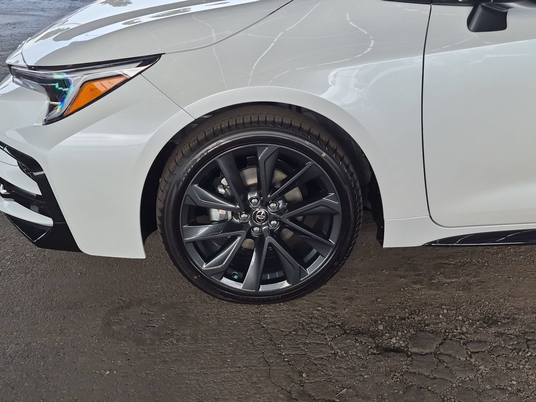 2026 Toyota Corolla Hybrid SE