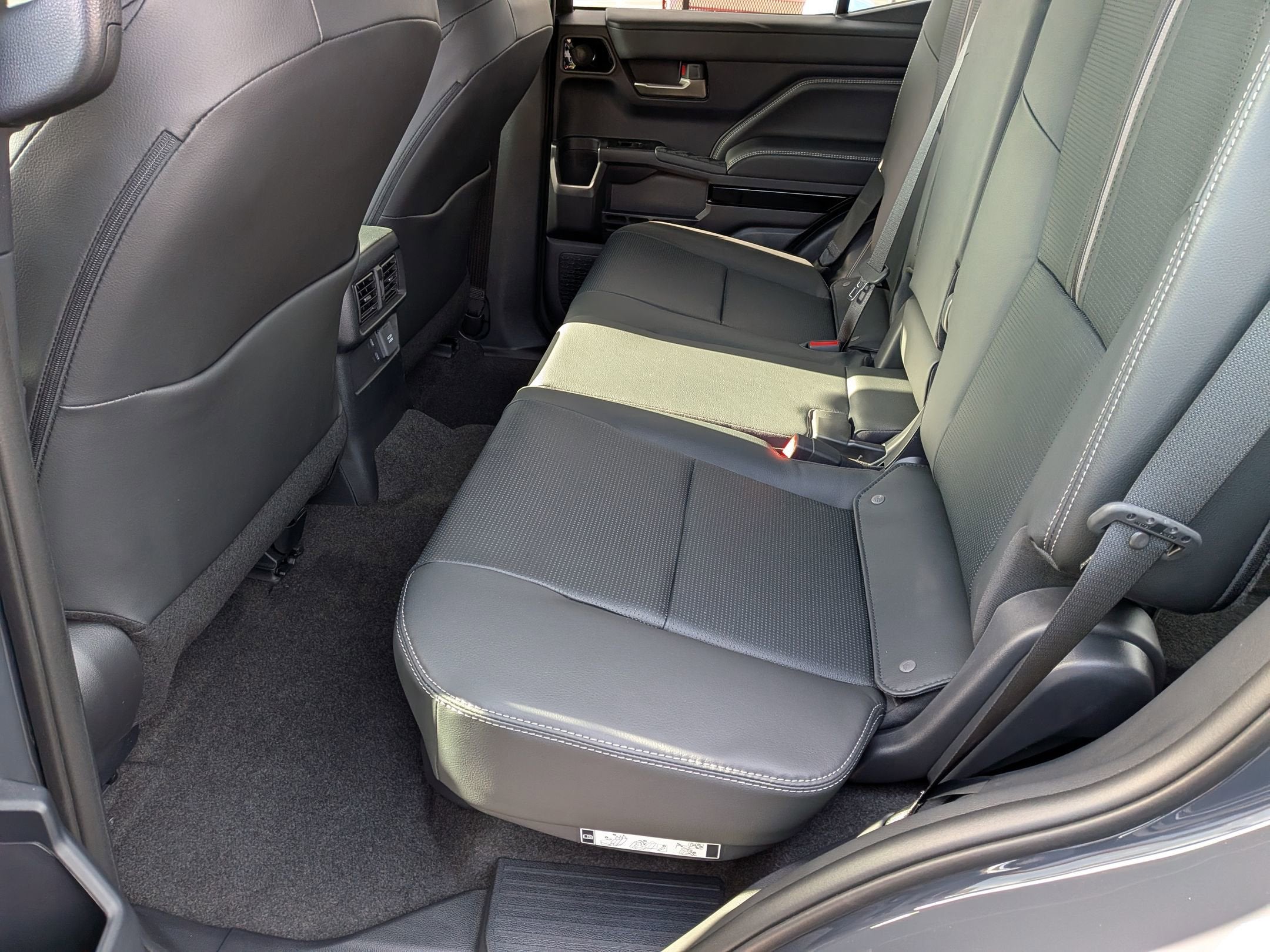 2026 Toyota 4Runner i-FORCE MAX 4Runner Limited