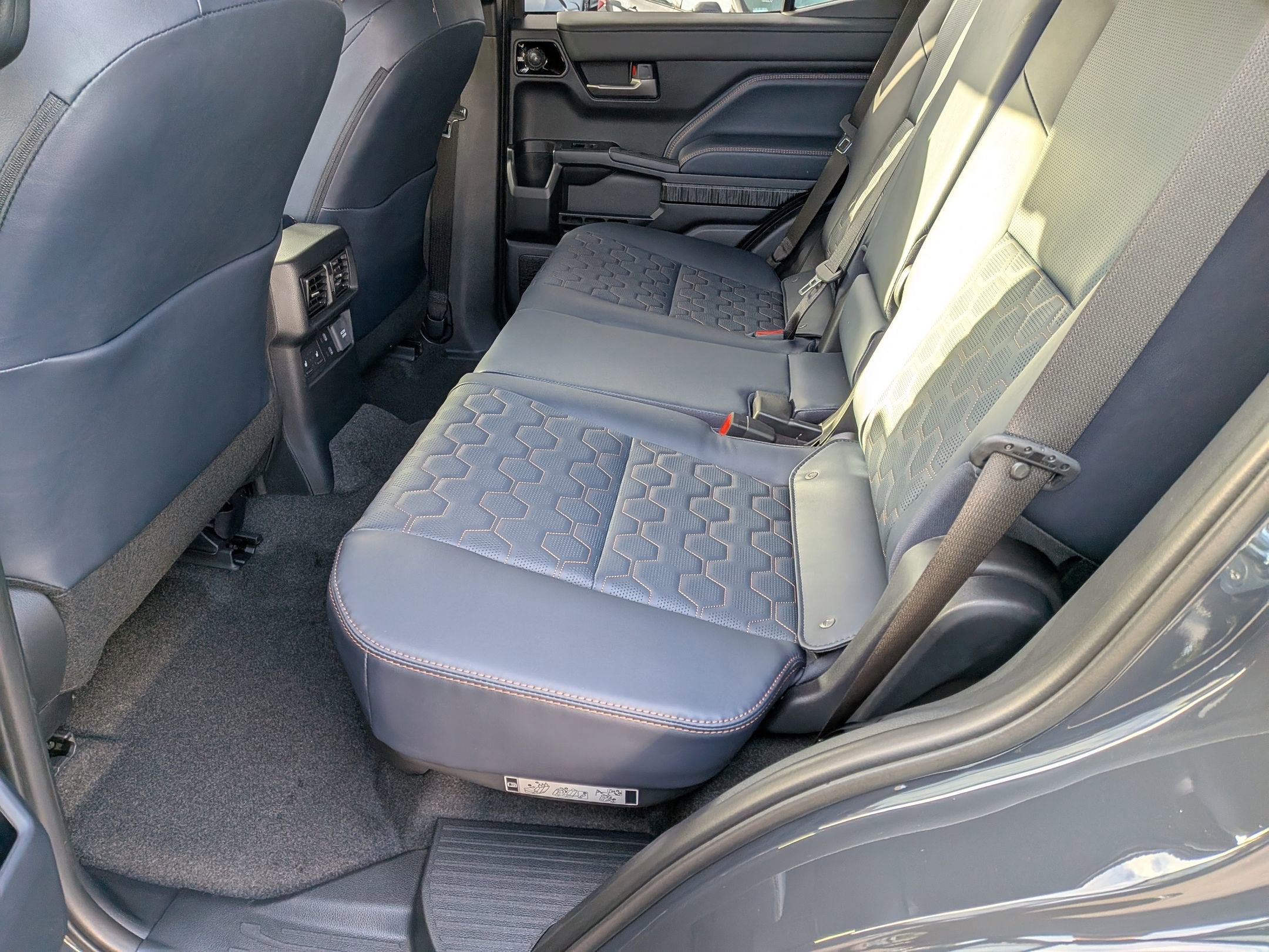 2026 Toyota 4Runner i-FORCE MAX 4Runner Platinum