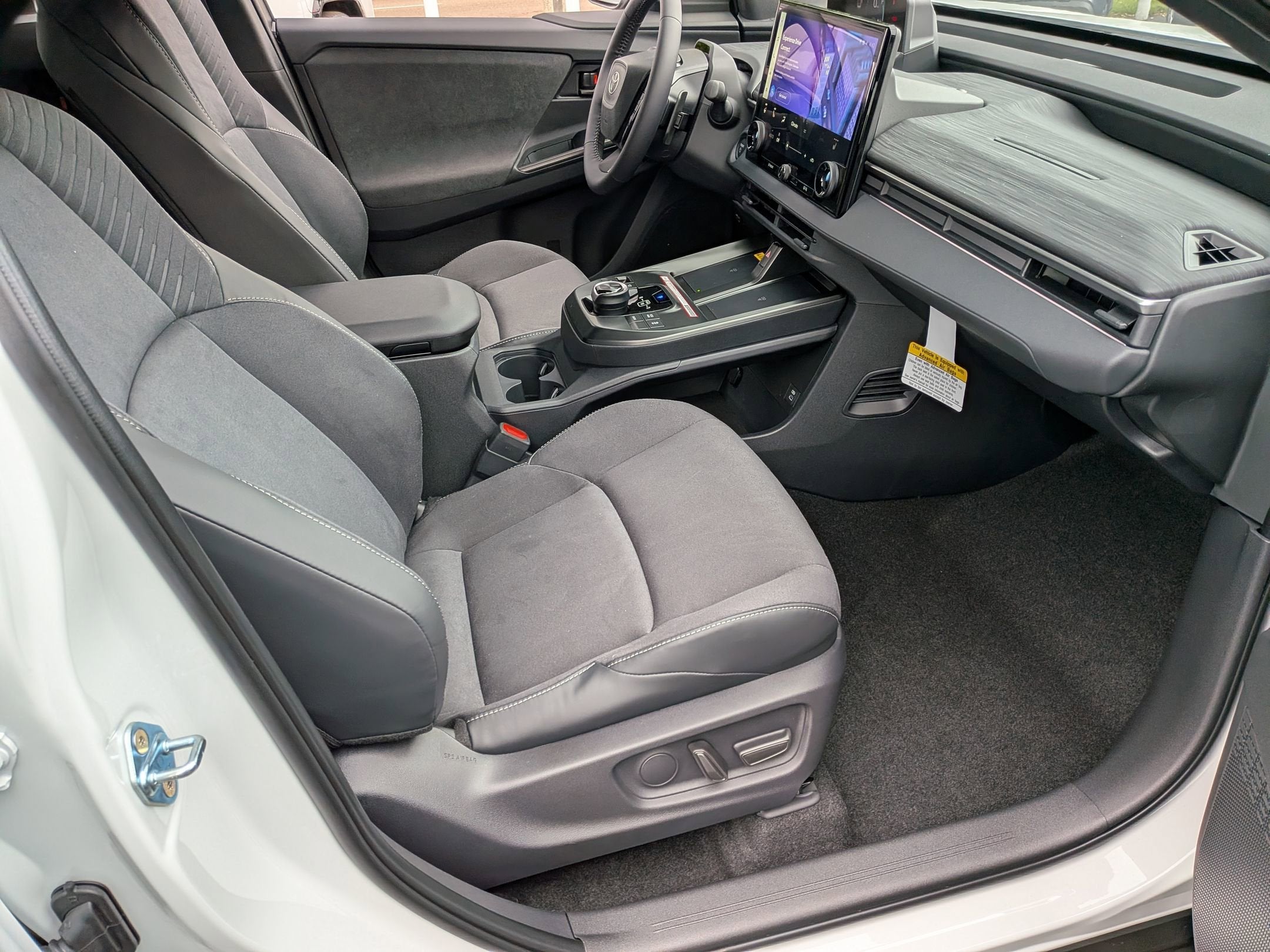 2026 Toyota C-HR XSE