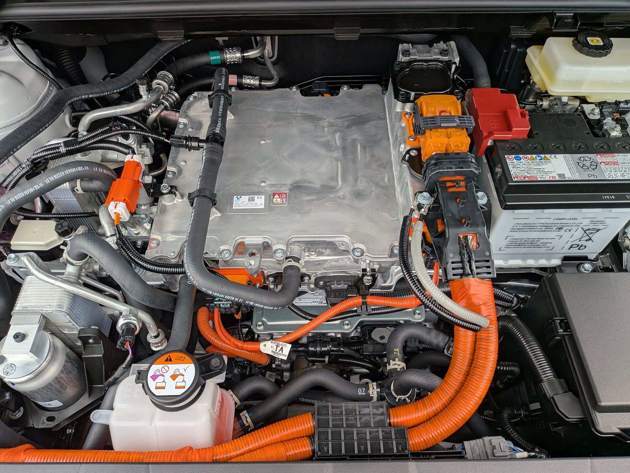 2026 Toyota C-HR XSE