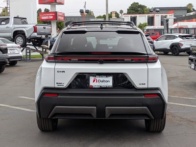 2026 Toyota C-HR XSE