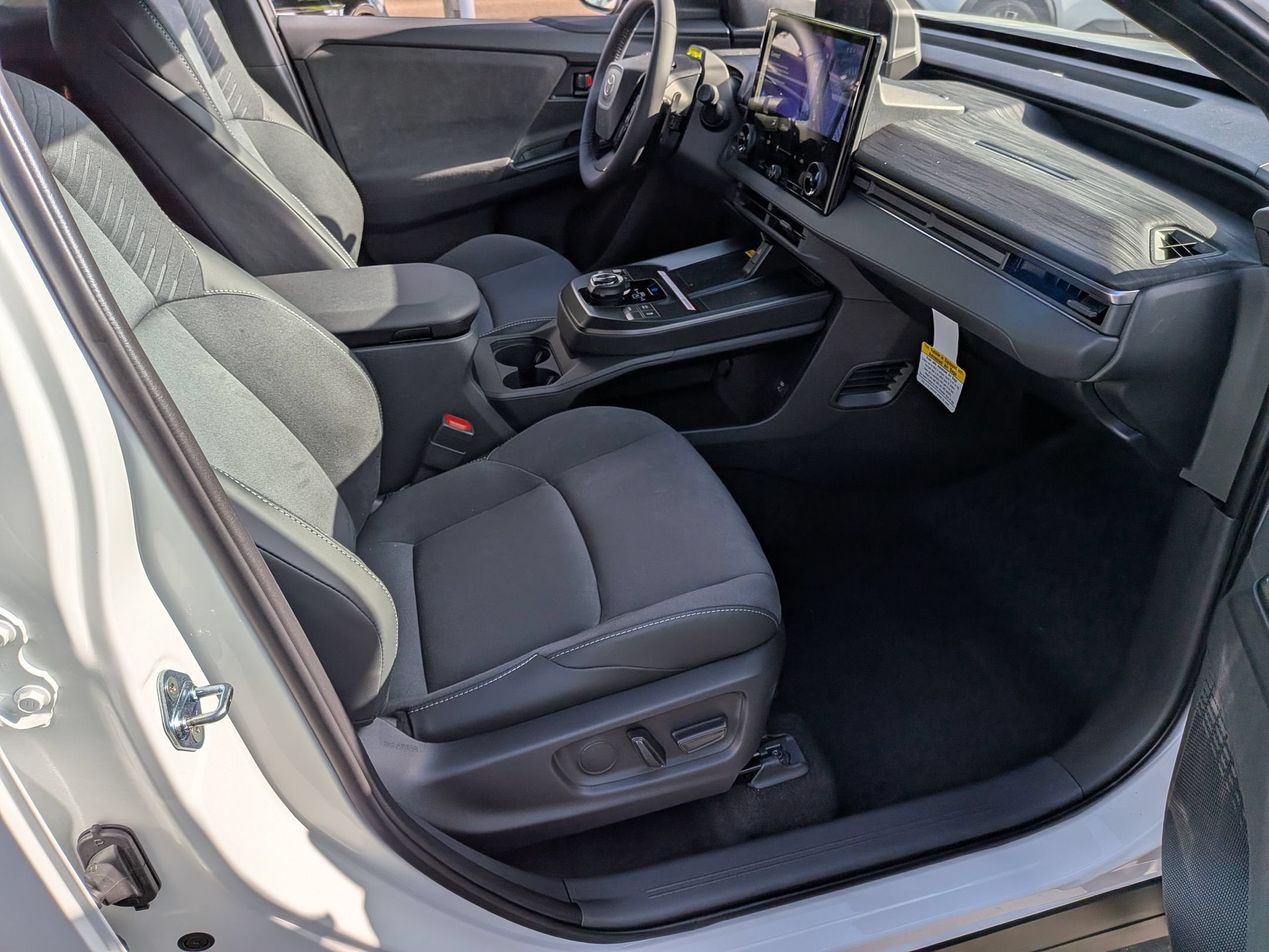 2026 Toyota C-HR XSE