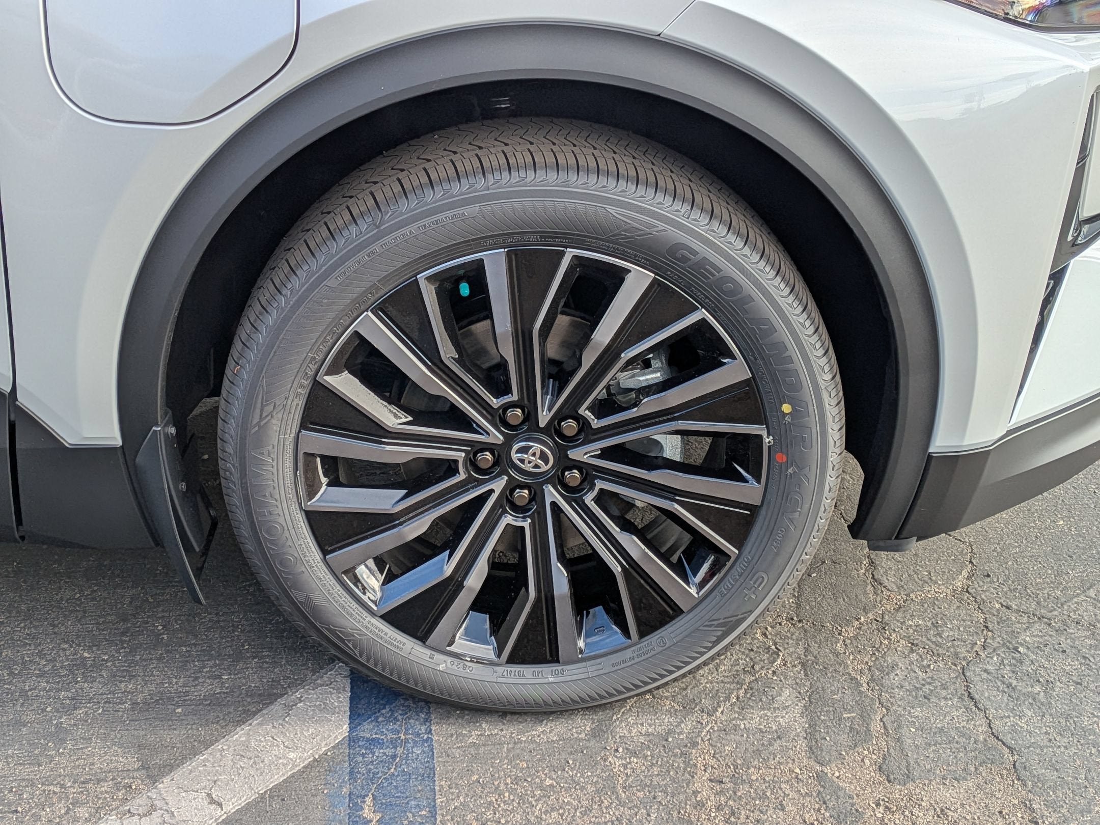 2026 Toyota C-HR XSE