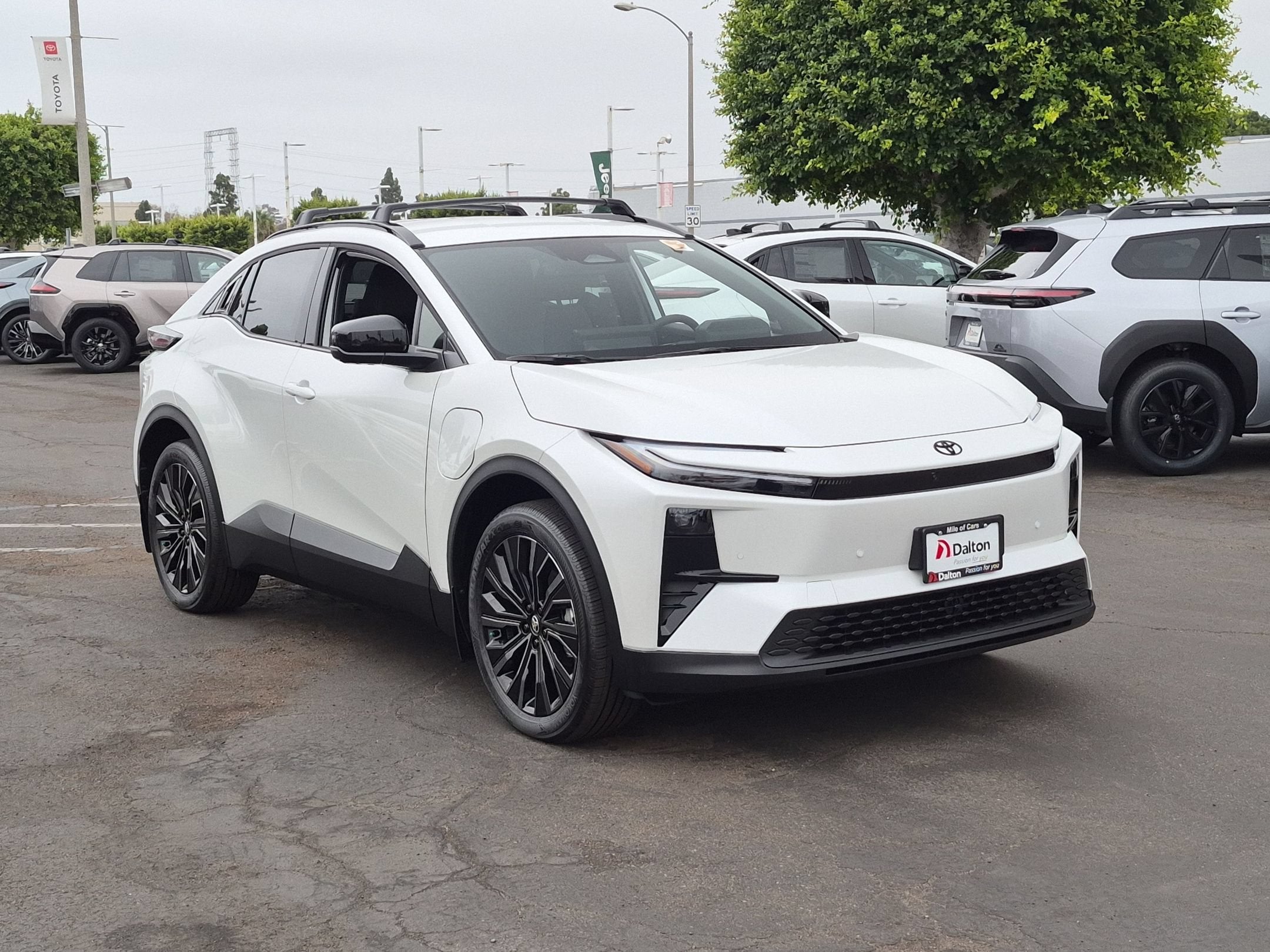 2026 Toyota C-HR XSE
