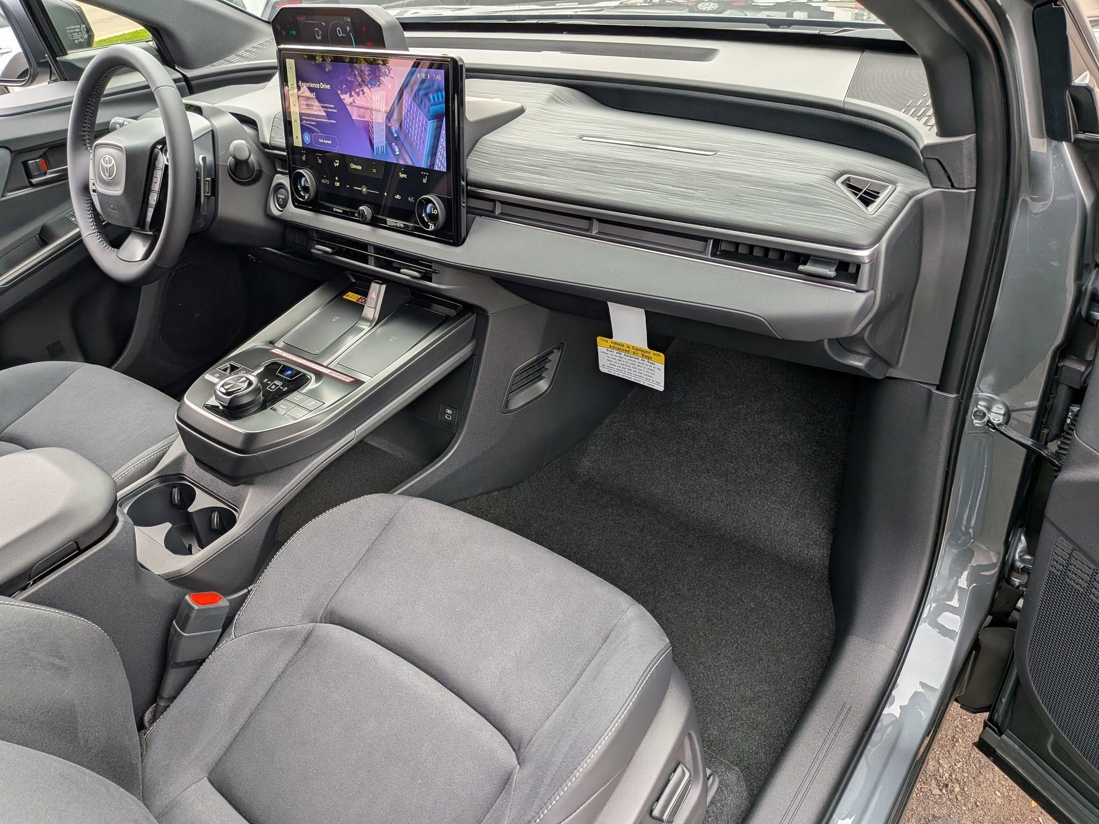 2026 Toyota C-HR XSE