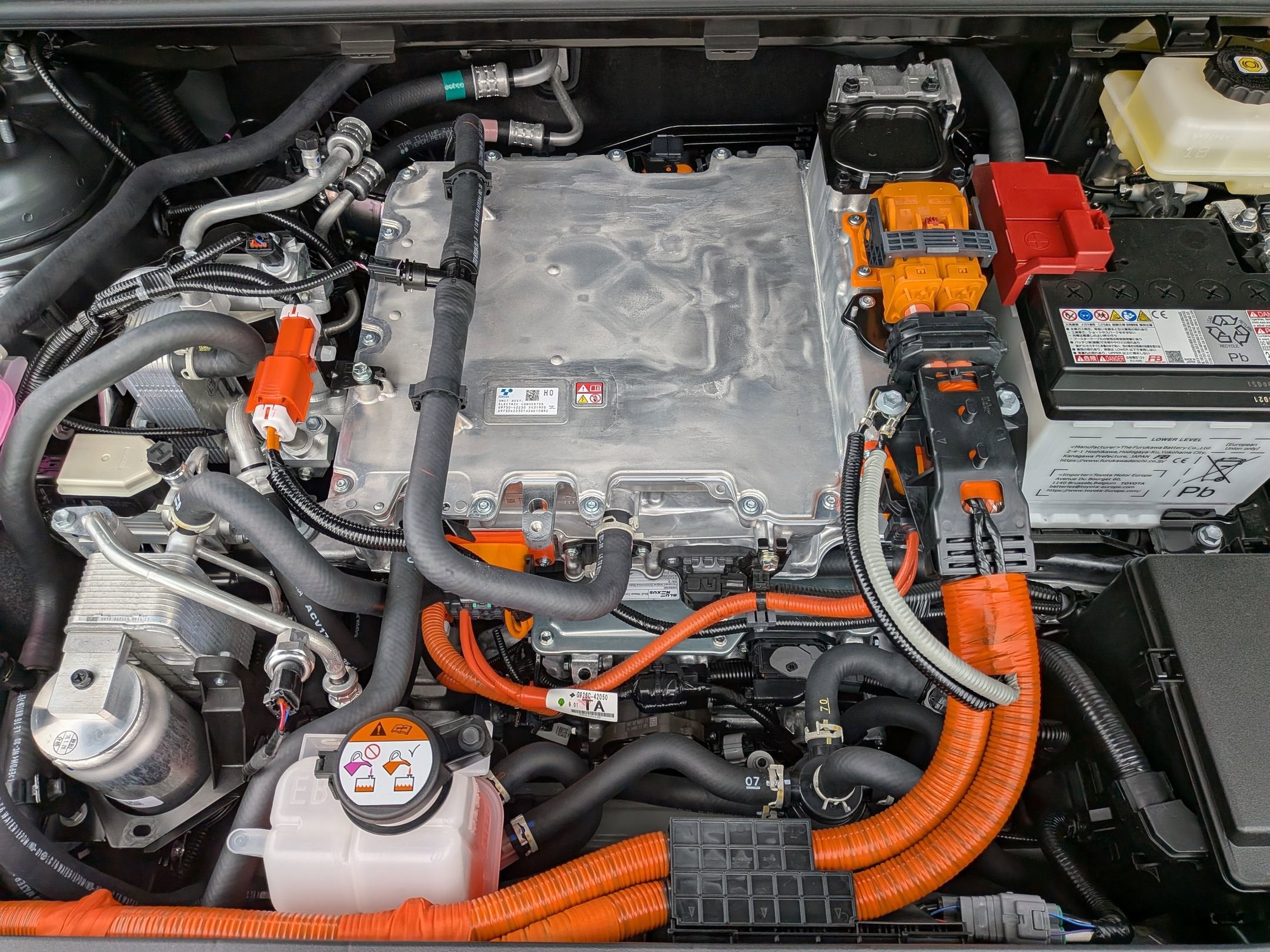 2026 Toyota C-HR XSE