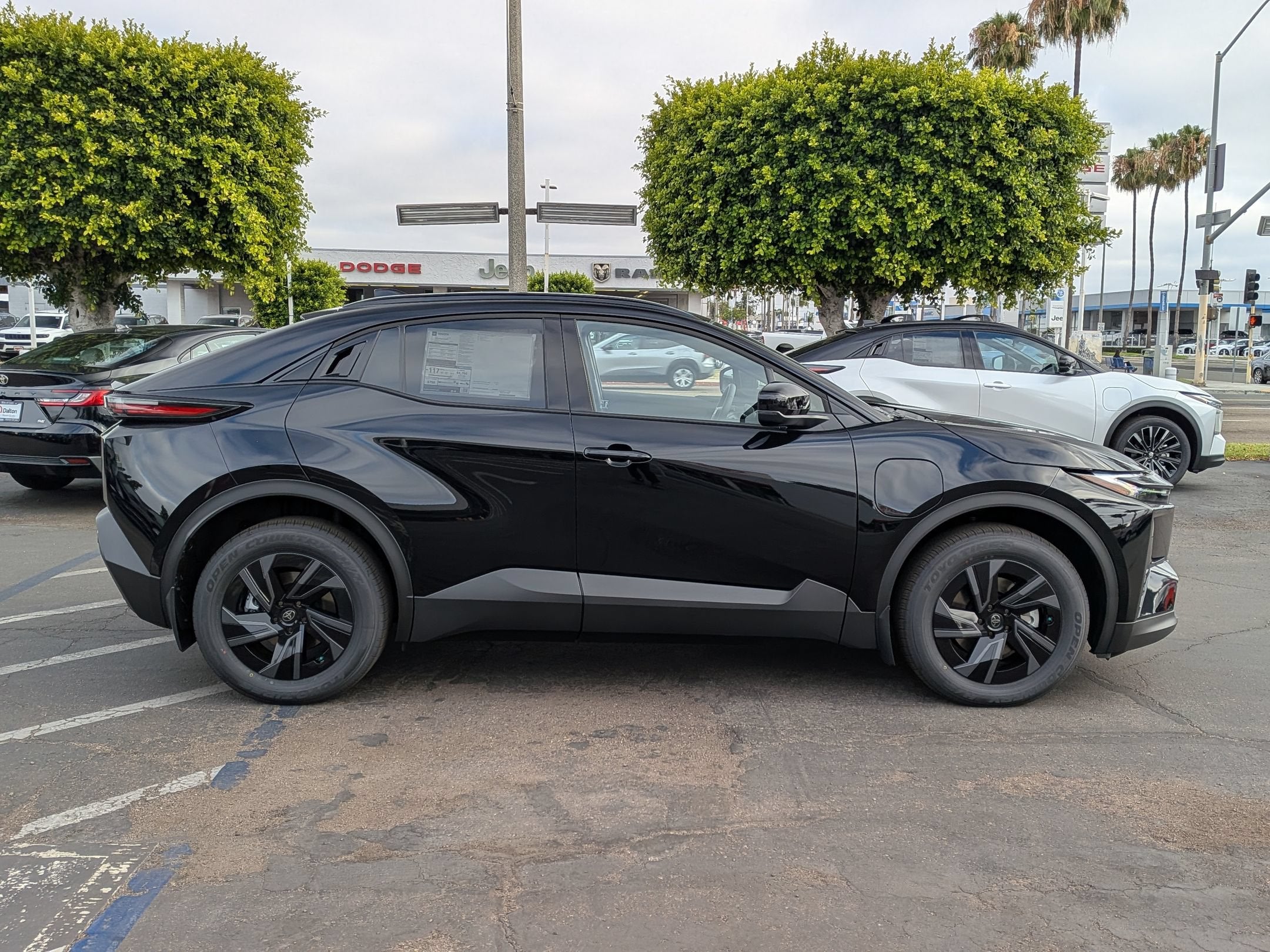 2026 Toyota C-HR SE