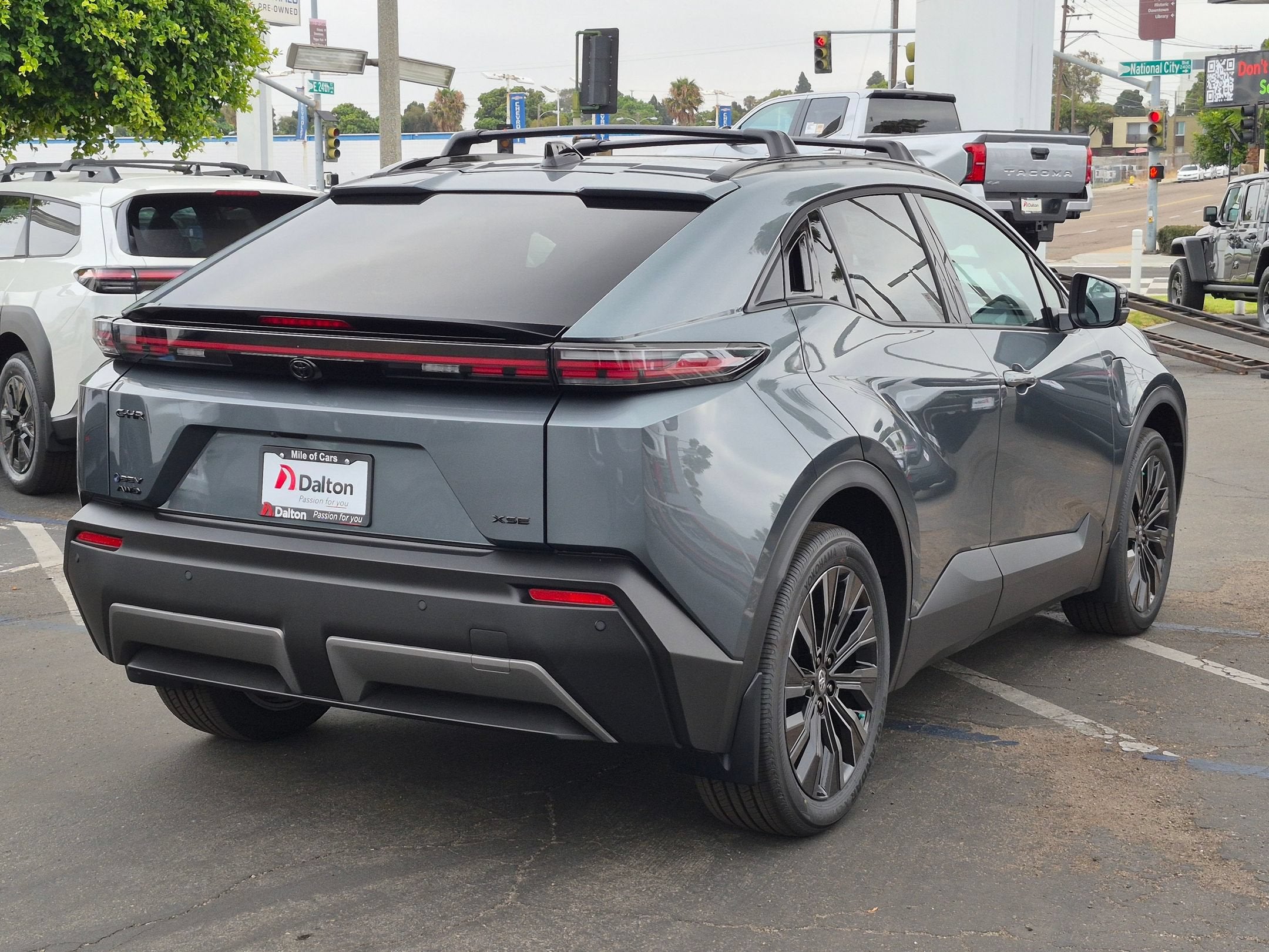 2026 Toyota C-HR XSE