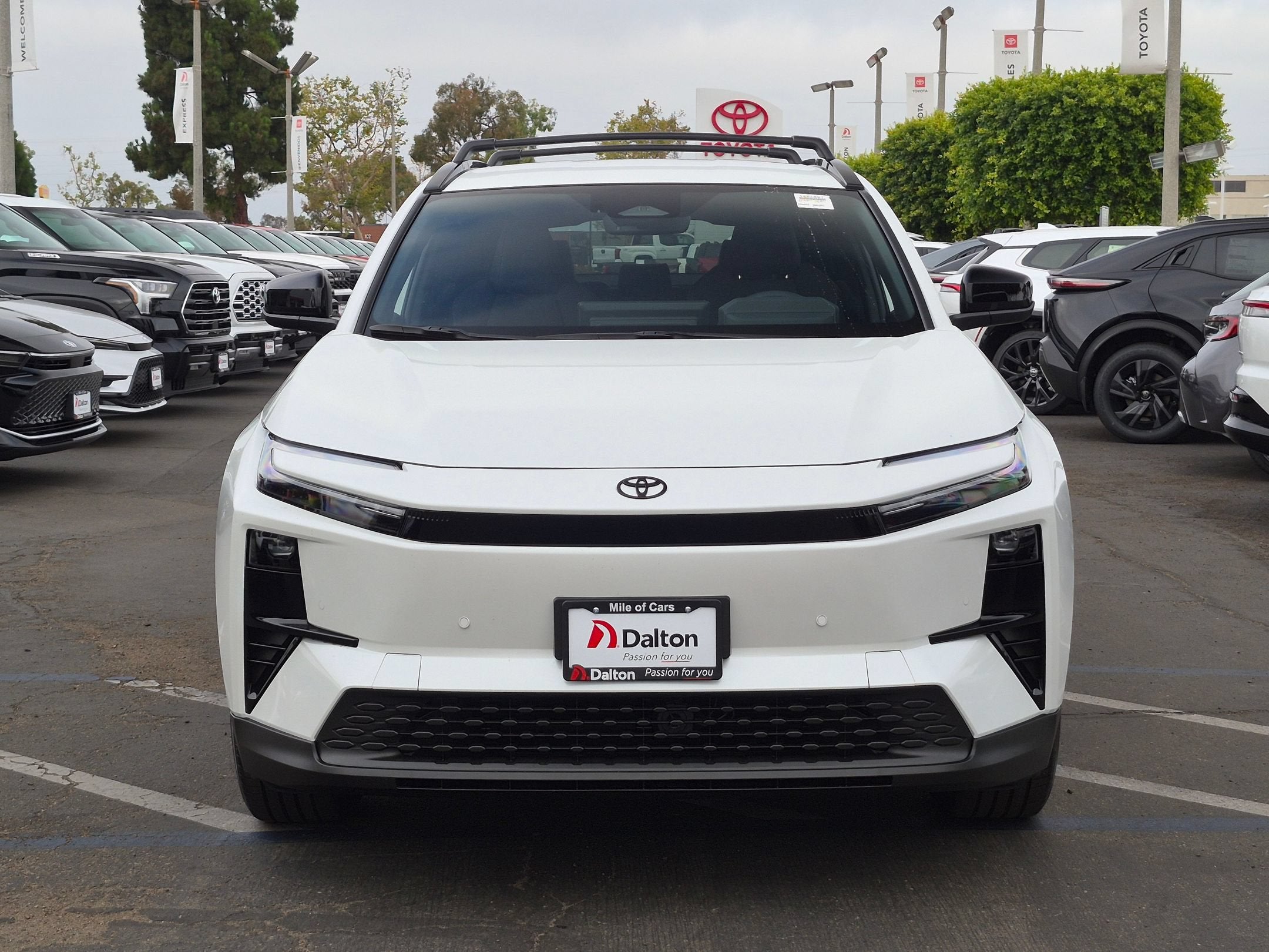 2026 Toyota C-HR SE