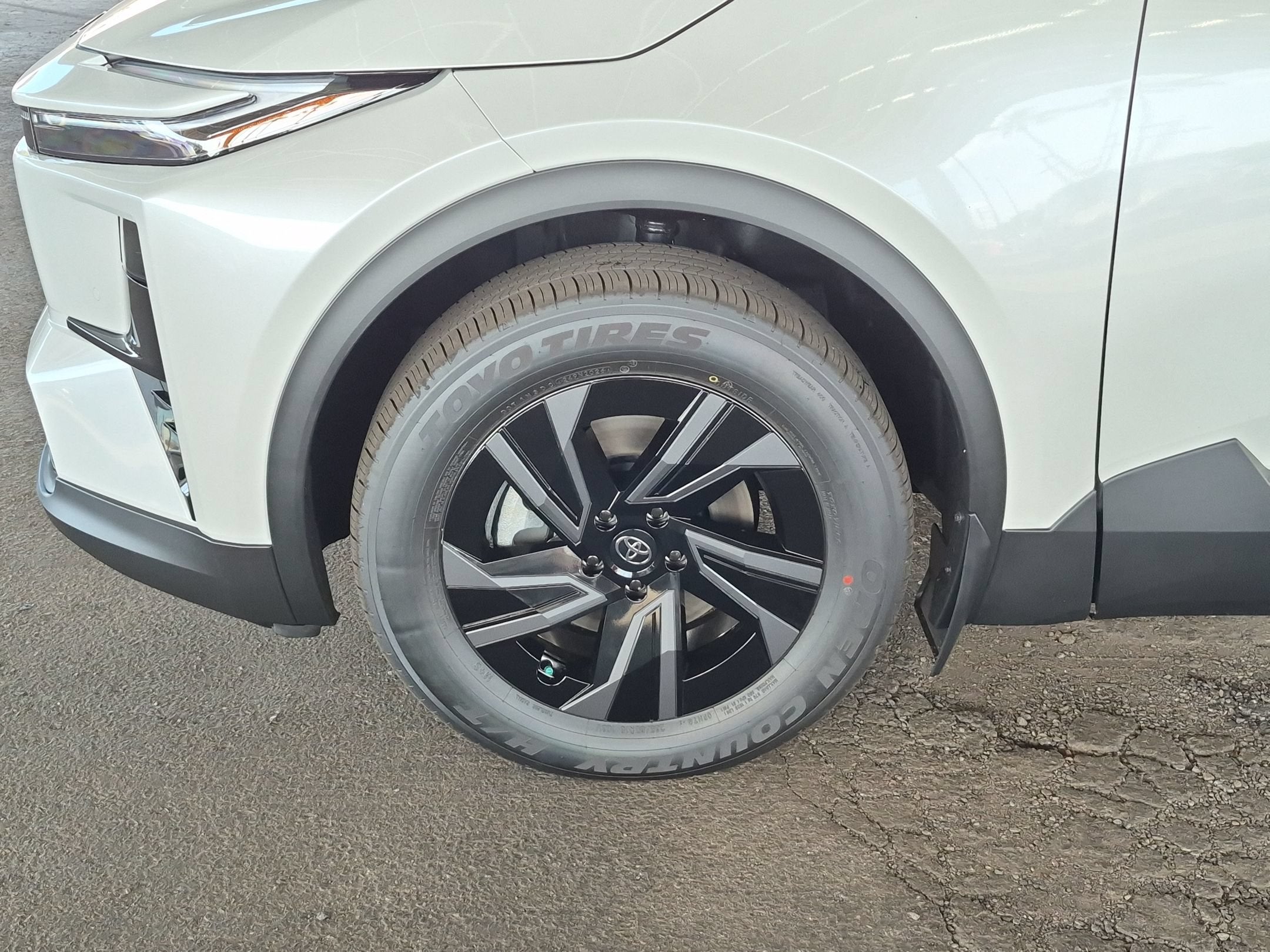 2026 Toyota C-HR SE