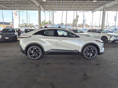 2026 Toyota C-HR SE