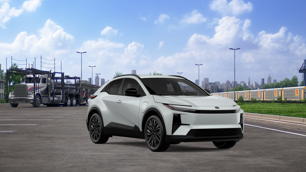 2027 Toyota C-HR XSE