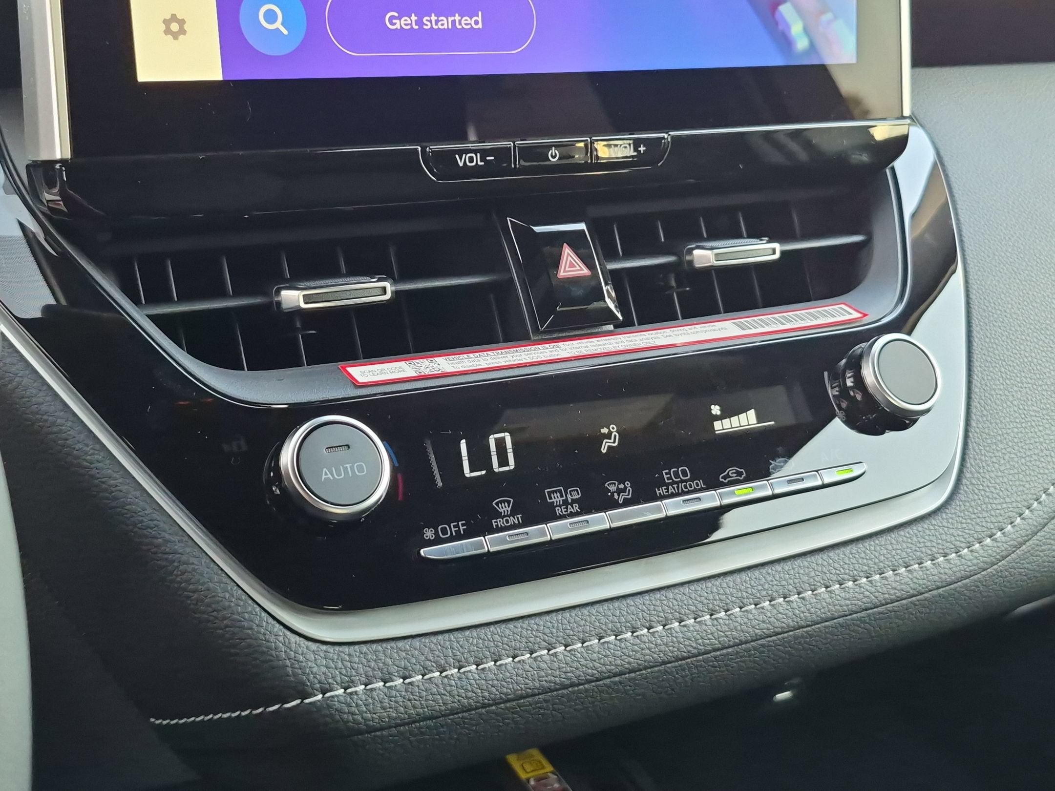 2027 Toyota Corolla Hatchback SE