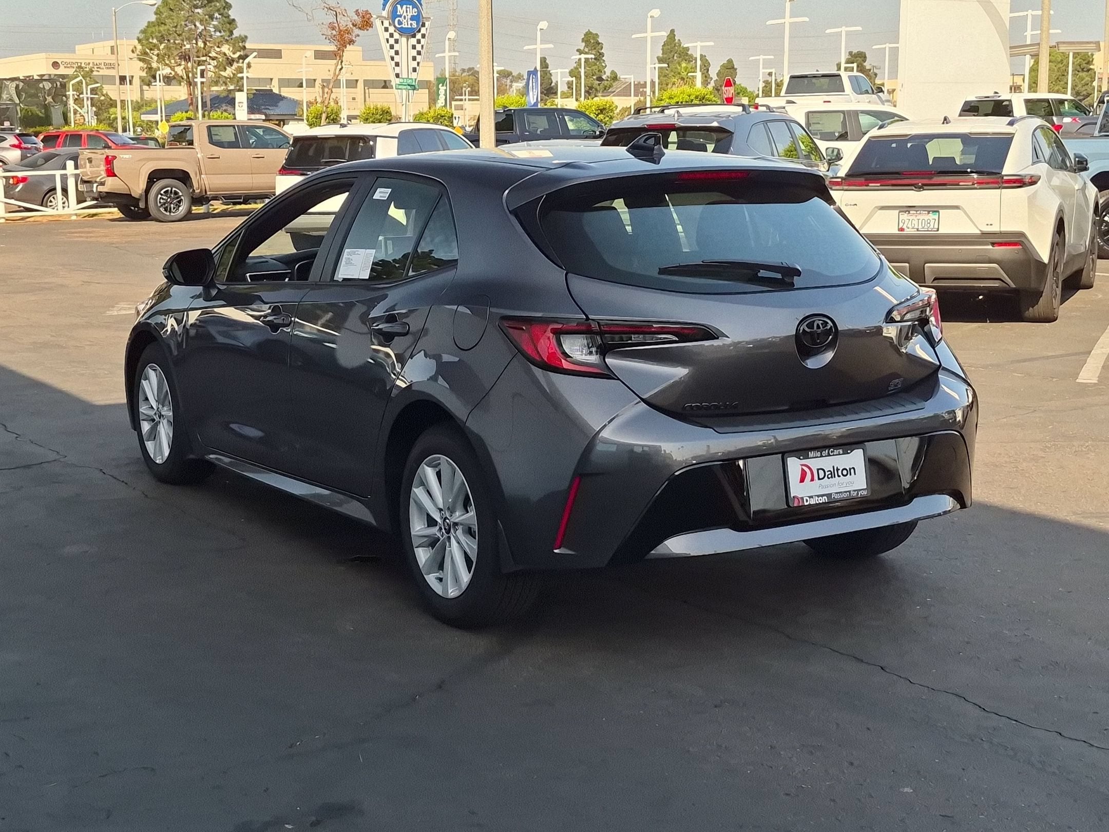 2027 Toyota Corolla Hatchback SE